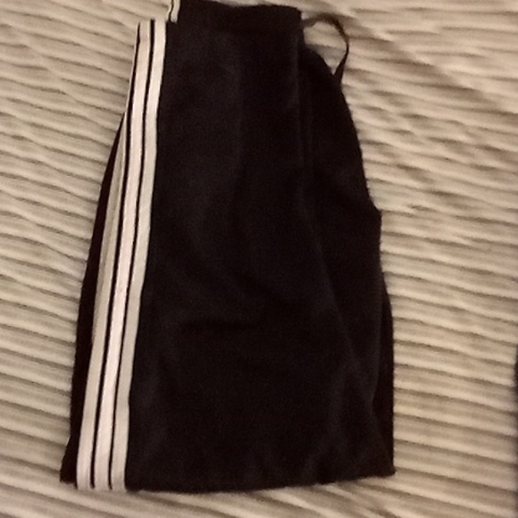 Adidas women's collection size small new color black and White outline for jog - Picture 9 of 9